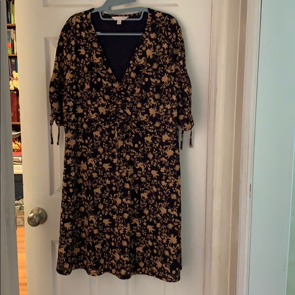 Lauren Conrad short sleeve dress